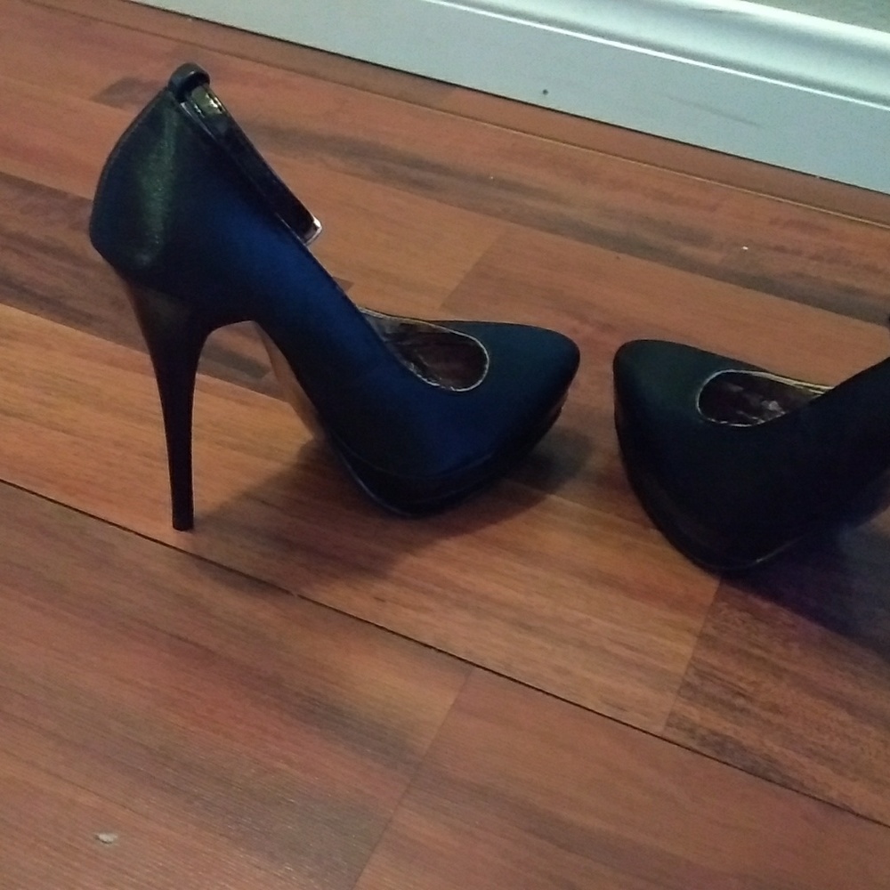 Highest Heels Collection - Picture 3 of 7